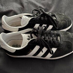 Adidas Gazelle Sneakers (8)